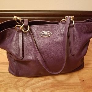 Large purple Coach Leather Bag